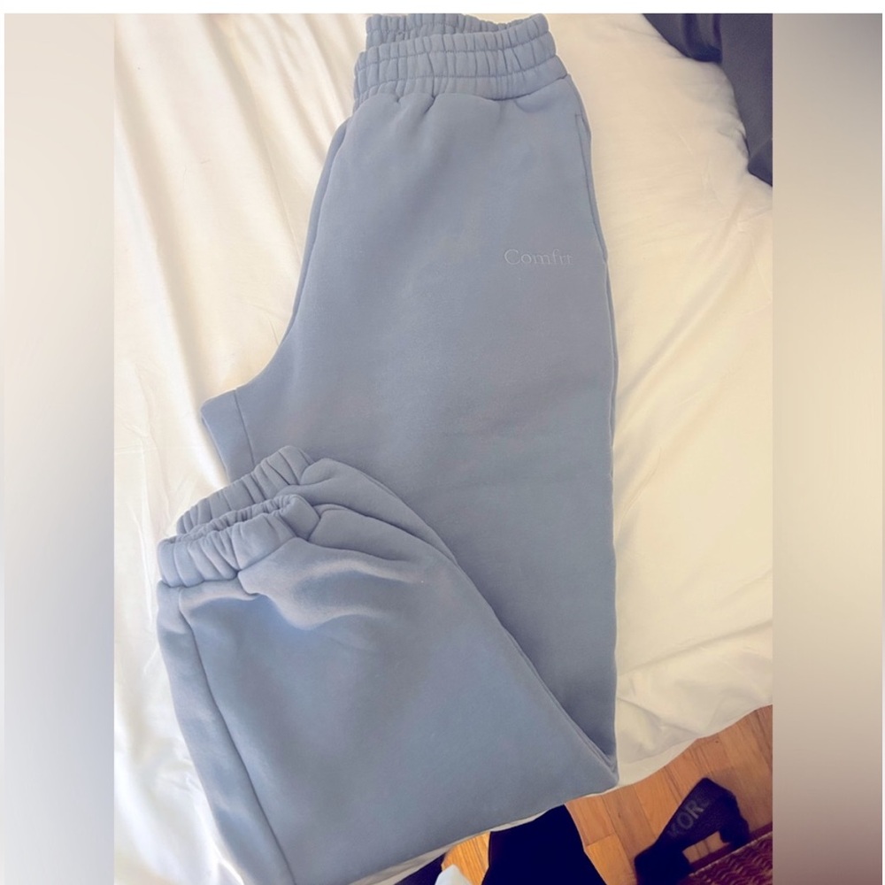 ⭐️ NEW - Comfrt Signature Sweatpants - SOLD OUT!